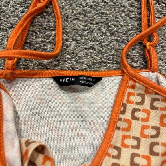 SHEIN Orange White Sleeveless Crop Camisole - Picture 2 of 2